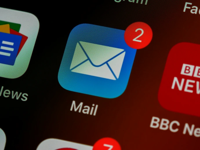 closeup of mail app icon on phone